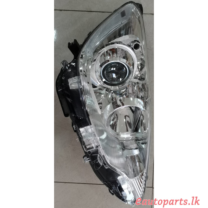 toyota-aqua-head-lamp-rh